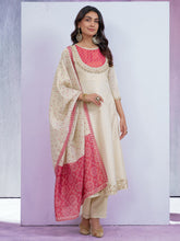 Off-White & Pink Silk Blend Zari Embroidered Kurta With Pant And Dupatta