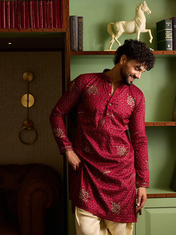 Men's Maroon Geometric Embroidered Kurta & Off-White Patiala Set
