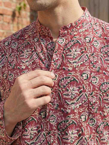Men's Maroon Kalamkari Print Cotton Short Kurta