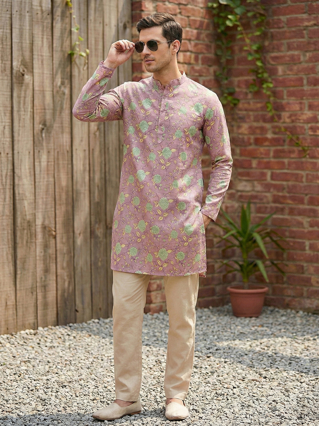 Men's Onion Pink Floral Printed Cotton Kurta