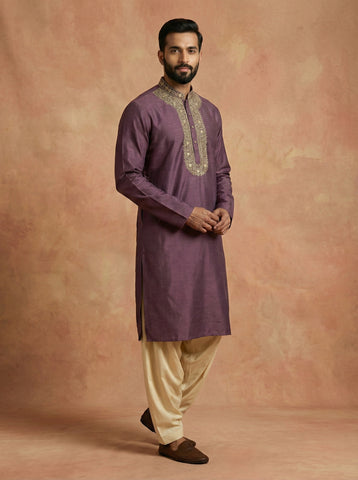 Men's Mauve Purple Silk-Blend Kurta with Intricate Neck Embroidery