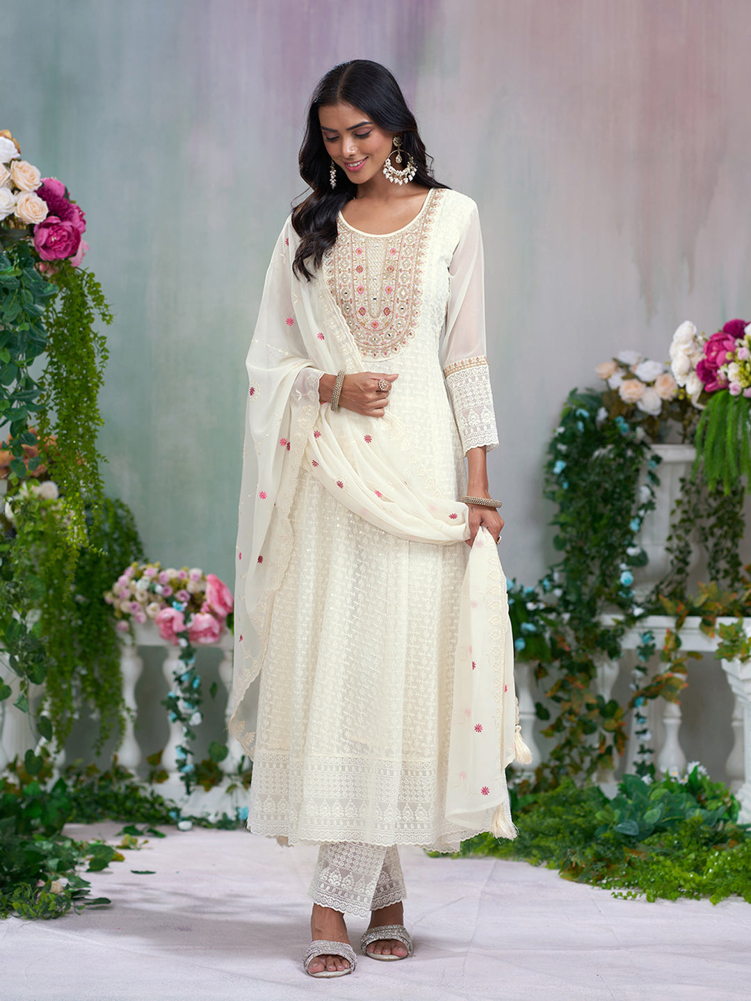 White Georgette Zari Sequence Thread Embroidery With Mirror Work Kurta With Pant And Dupatta