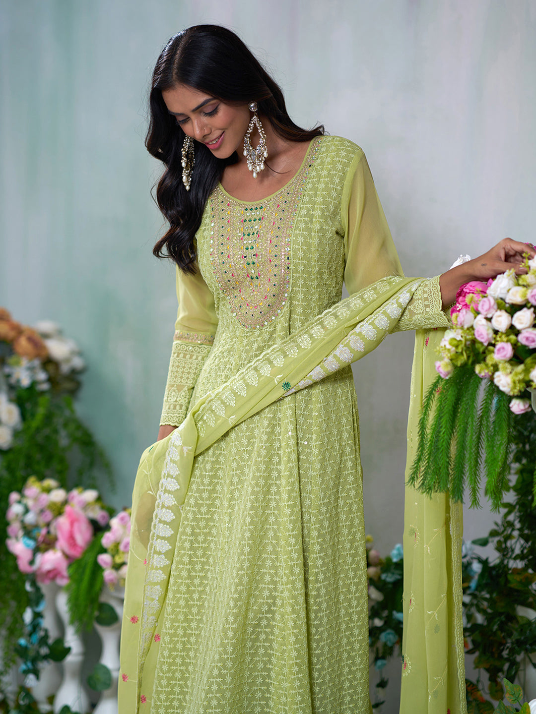 Green Georgette Zari Sequence Thread Embroidery With Mirror Work Kurta With Pant And Dupatta
