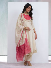 Off-White & Pink Silk Blend Zari Embroidered Kurta With Pant And Dupatta