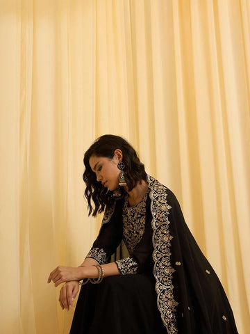 Black Embroidered Kurta with One-Side Embroidered Dupatta & Plazzo