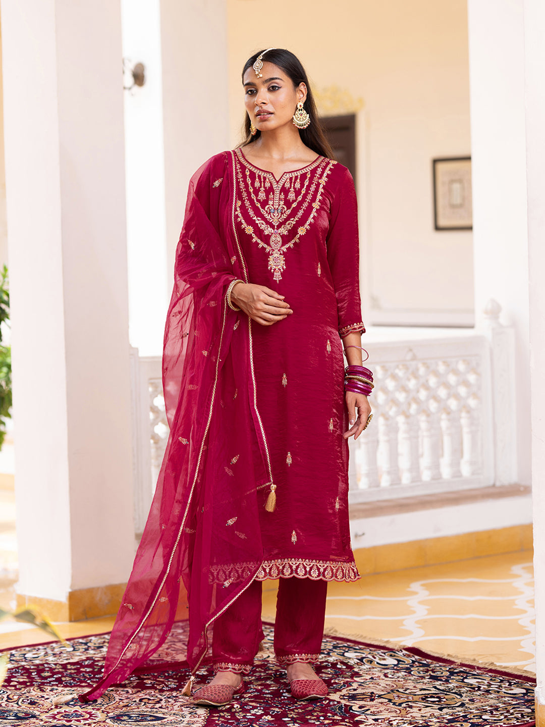 Raani Pink Silk Zari Sequence Thread Embroidered Kurta With Pant And Dupatta Set