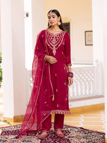 Pink EmbroidePink Kurta Set with Dupatta & Pants