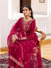 Raani Pink Silk Zari Sequence Thread Embroidered Kurta With Pant And Dupatta Set