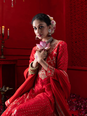 Red EmbroideRed Anarkali Kurta Set with Dupatta